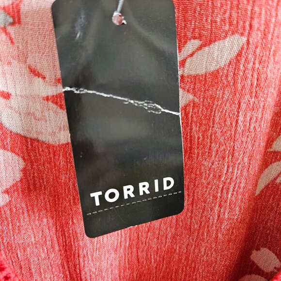 Torrid Woman Size 4 (4X) Peasant Blouse NWT Floral Crochet Trim  Layered Tunic - Picture 7 of 9